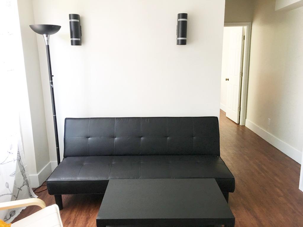 La Renaissance Dorchester Apartment