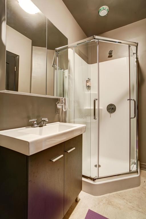 Appartements 3425 Drummond Downtown * Montreal