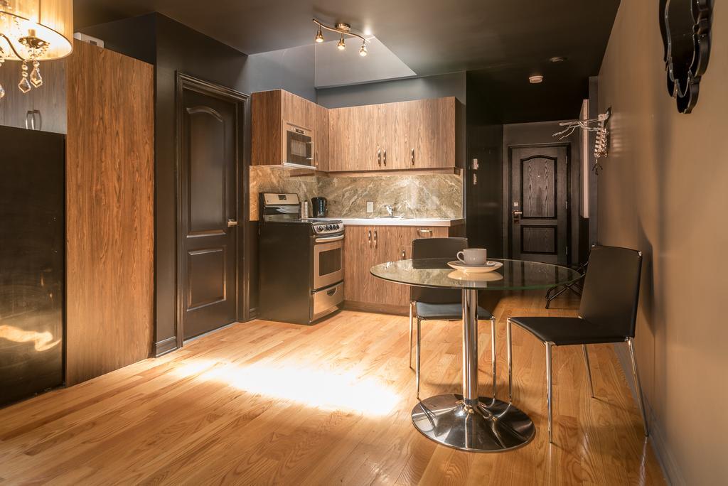 Appartements 3425 Drummond Downtown Apartment Montreal