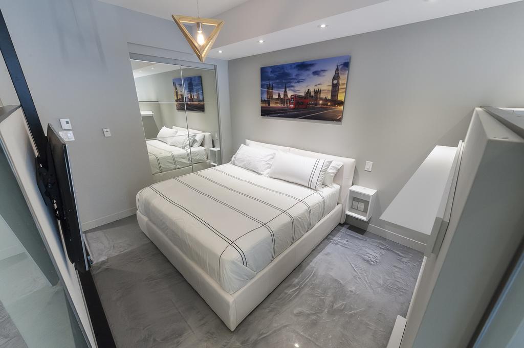 Apartment Boutique Lofts Milton Parc Montreal