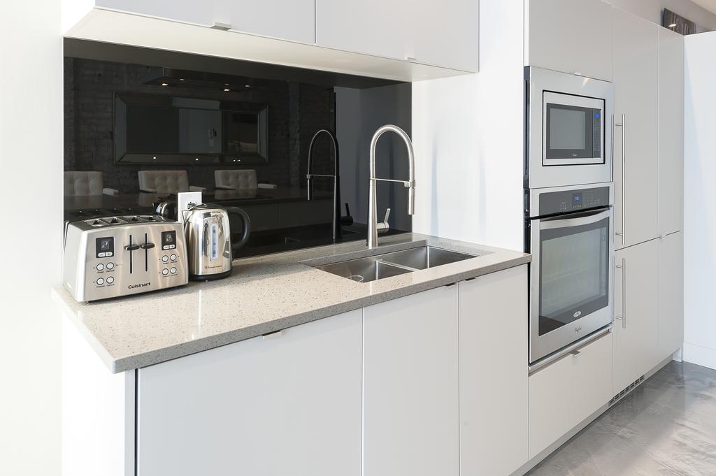 Apartment Boutique Lofts Milton Parc Montreal