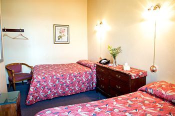 Champ De Mars Hotel 2*