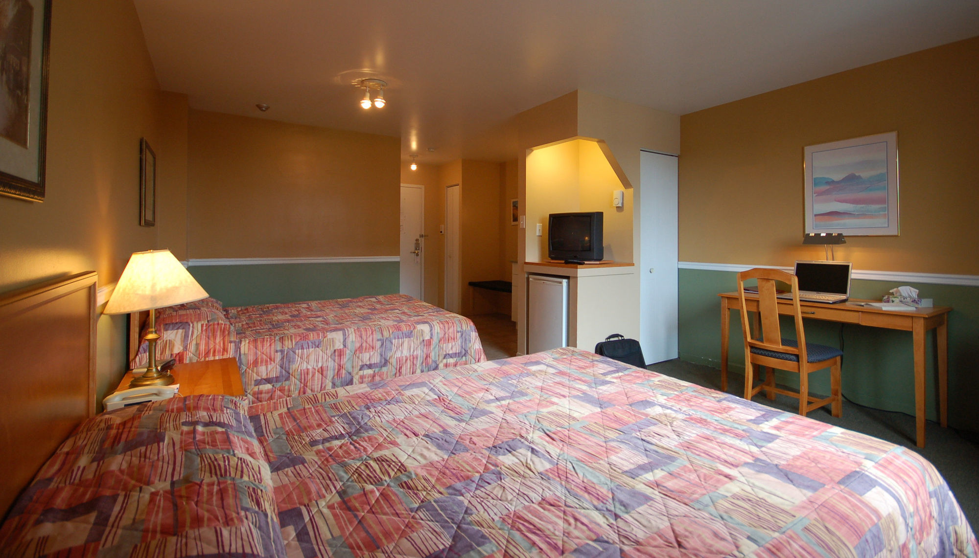 Le Roberval Hotel 3*