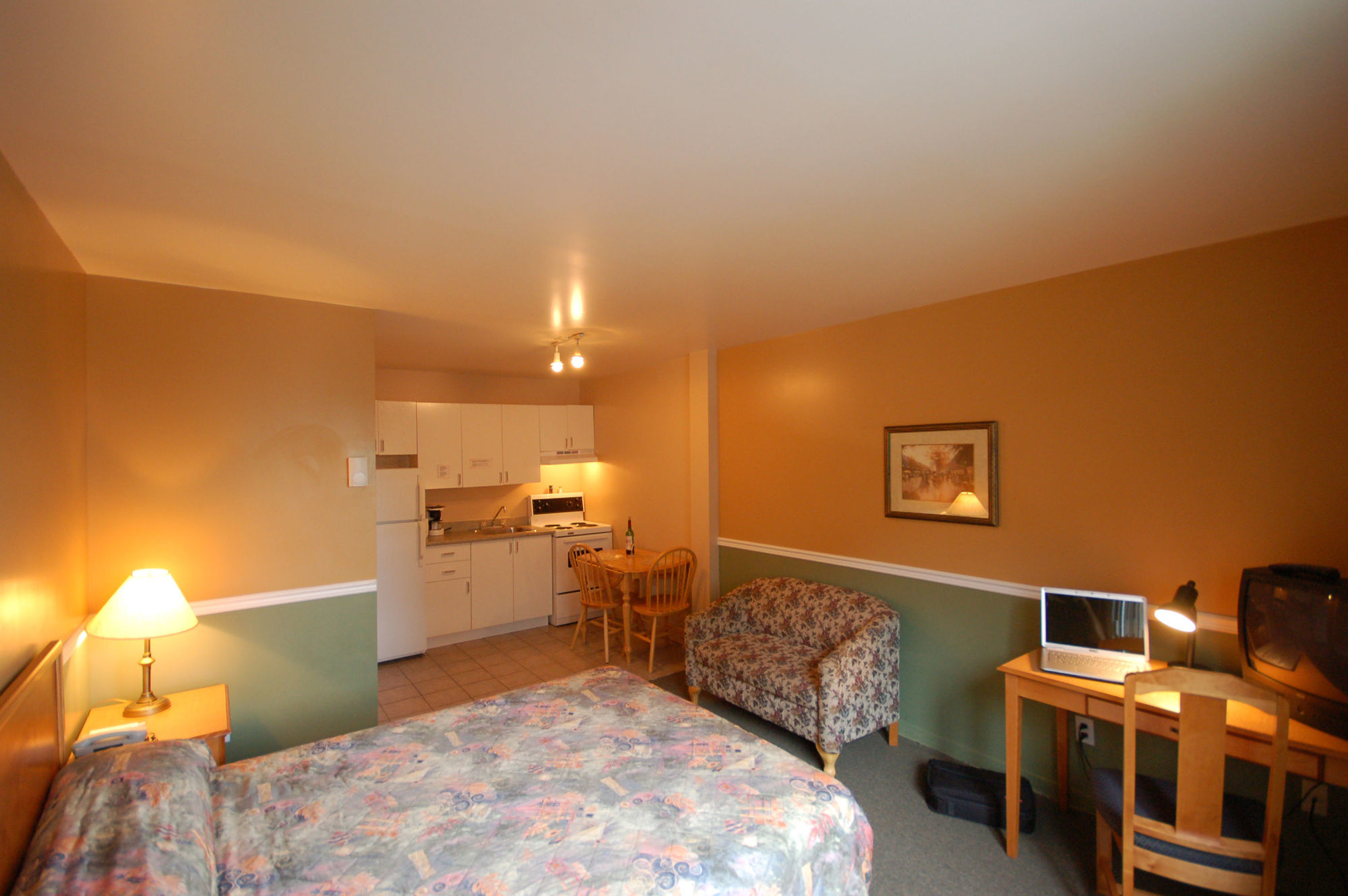 Le Roberval 3* Montreal