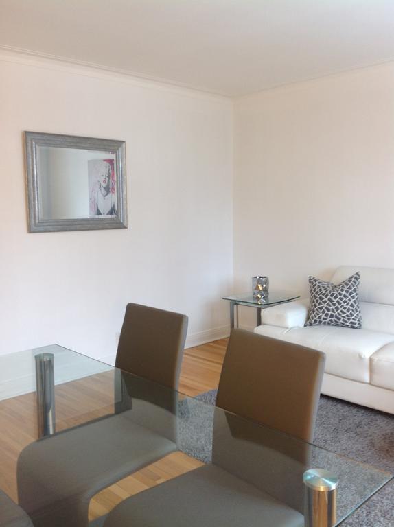 6337 Macdonald Avenue * Montreal