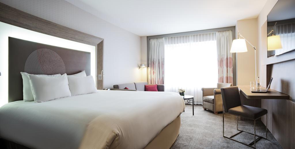 Novotel Center Hotel