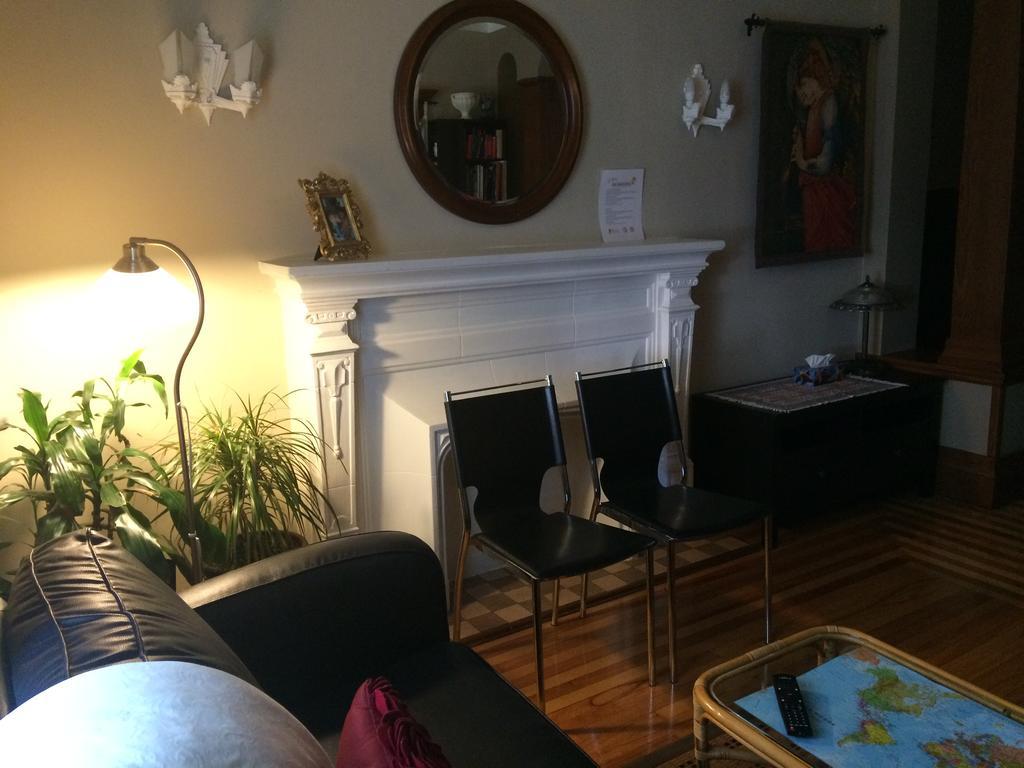 Bed & Breakfast La Petite Bourgeoise Montreal