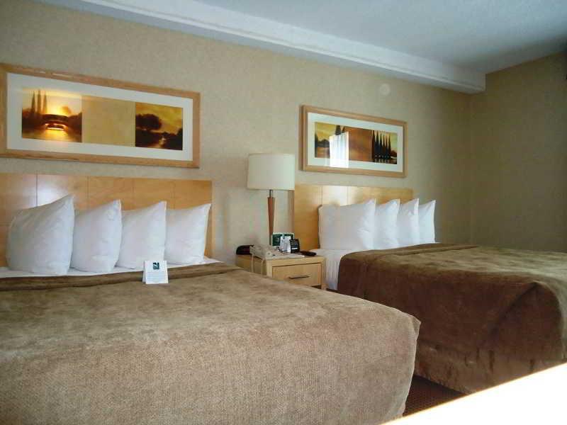 Hotel Quality Downtown 3*