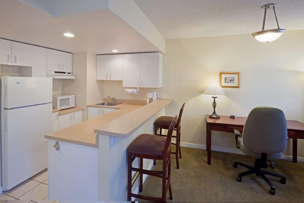 Faubourg Centre-ville Downtown Hotel