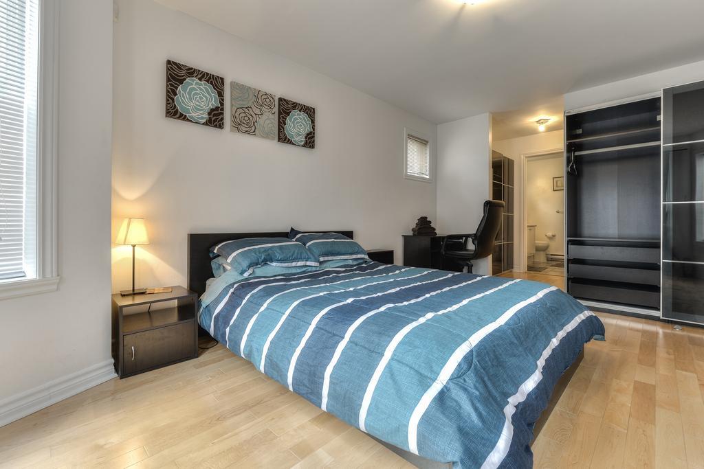 1535 Rue St Jacques