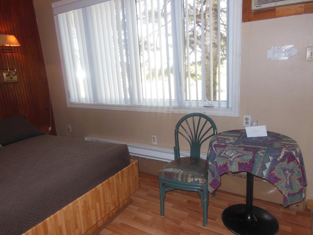 Motel Le Paysan Montreal