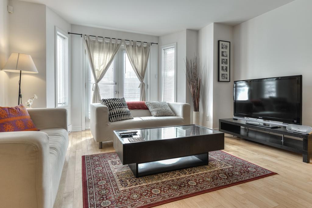 Apartment 1535 Rue St Jacques