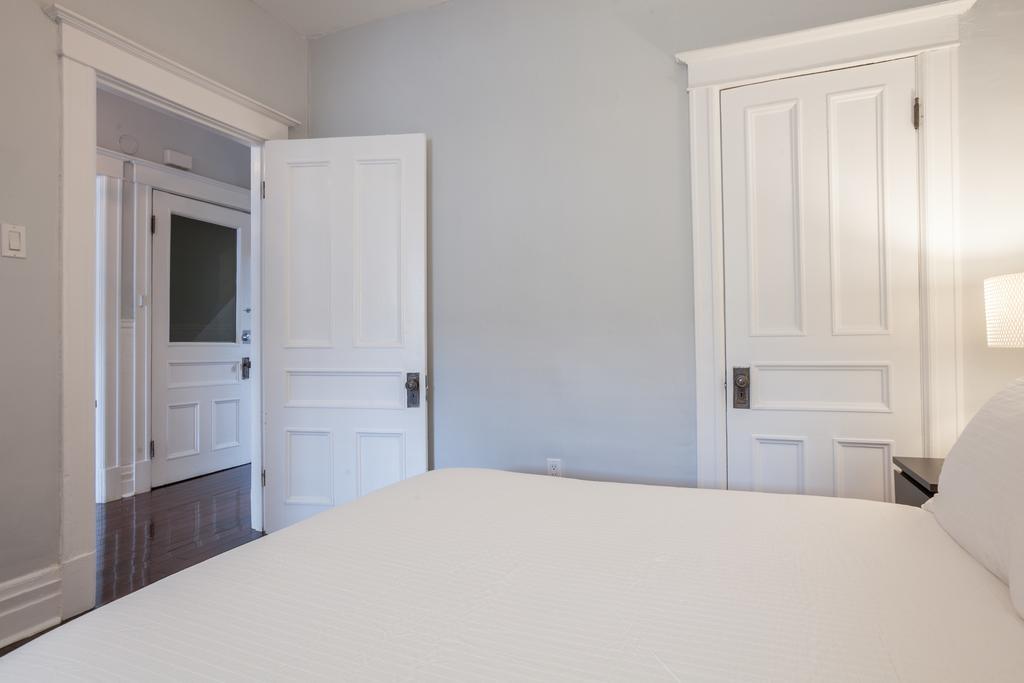 Lmvr-spacious On Saint Laurent With Free Parking *