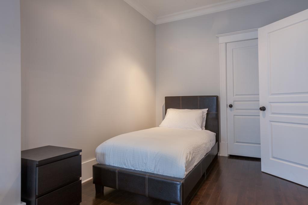 Lmvr-spacious On Saint Laurent With Free Parking Apartment *