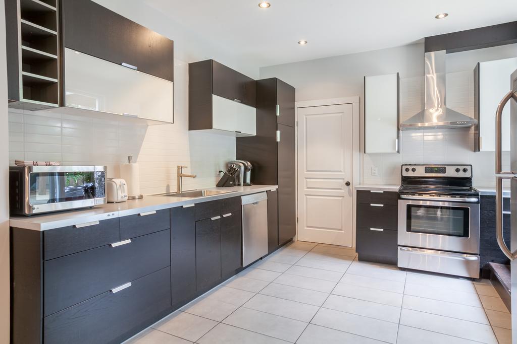 Lmvr-spacious On Saint Laurent With Free Parking Apartment Montreal