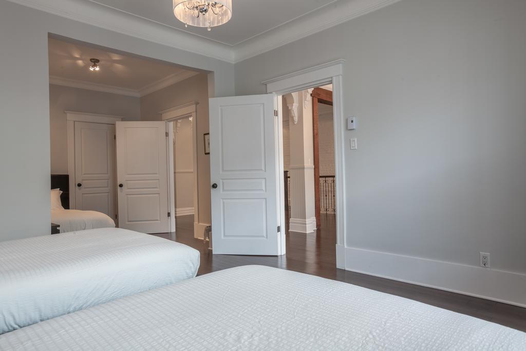 Apartment Lmvr-spacious On Saint Laurent With Free Parking