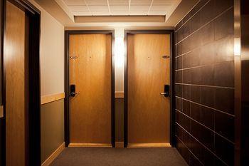 Le Dauphin Centre-ville Hotel