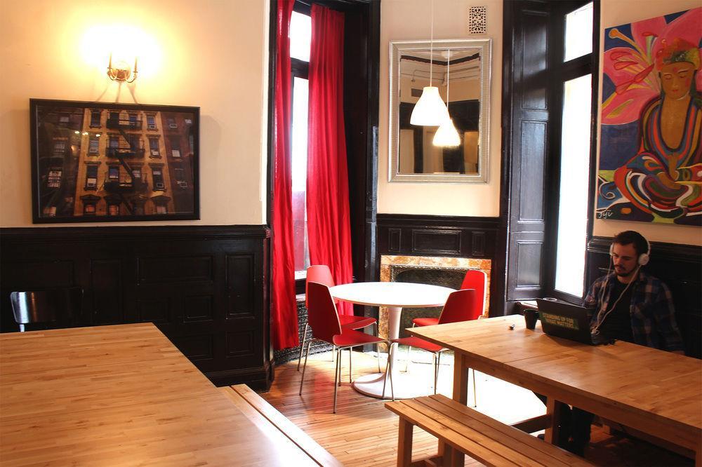 Hostel Bishop Downtown *