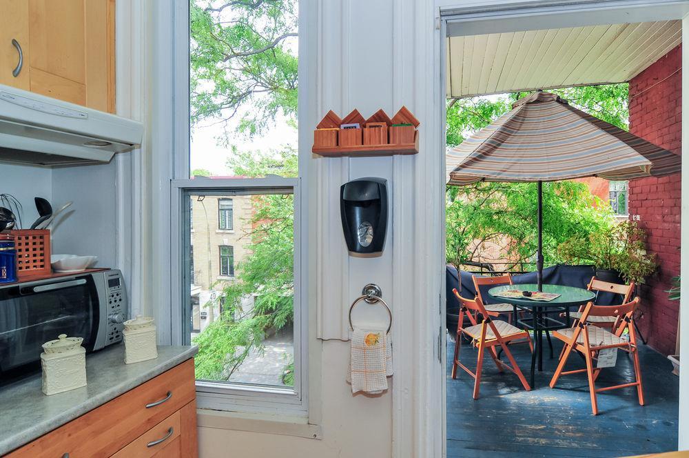 Au Nid Douillet Bed & Breakfast