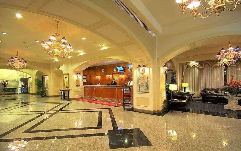 Grand Plaza Centre-ville Hotel Montreal