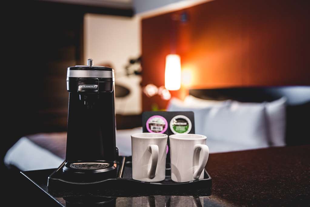 Hotel Ruby Foo's