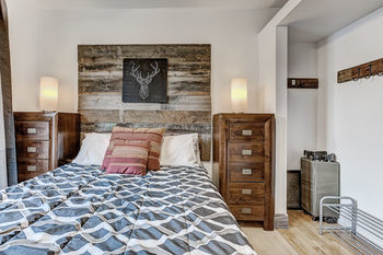 Hotel Destination Griffintown Montreal