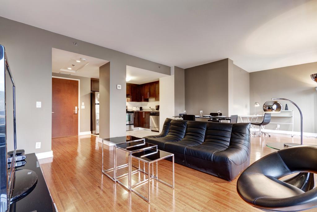 Palais-des-congres Furnished Apartment Montreal