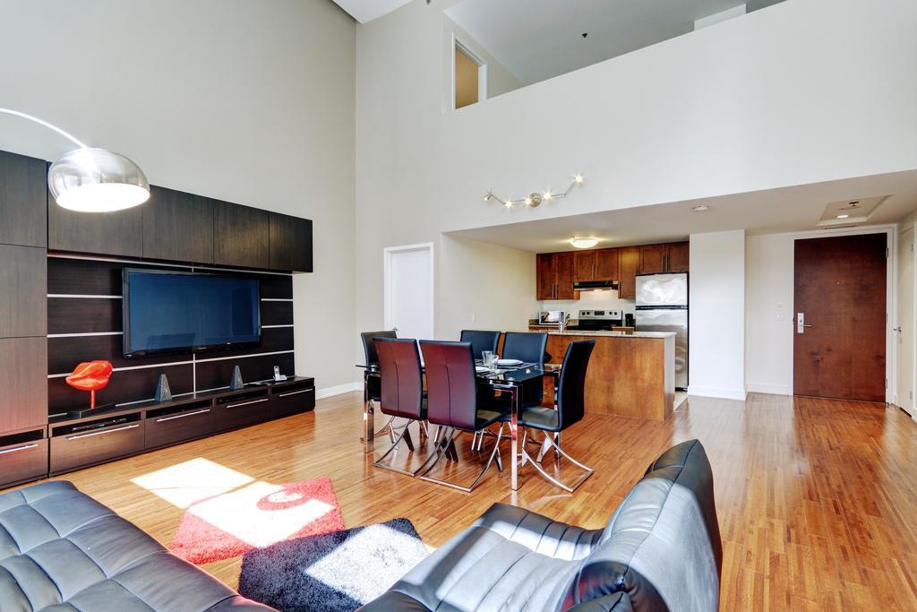 Palais-des-congres Furnished * Montreal
