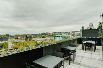 Hexagone By Corporatestays Montreal
