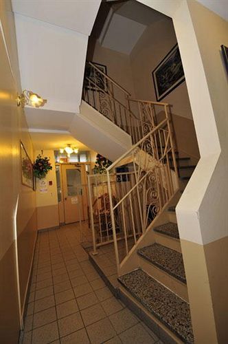 Hotel Viger 2*