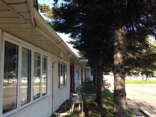 Le Paysan Motel 2*