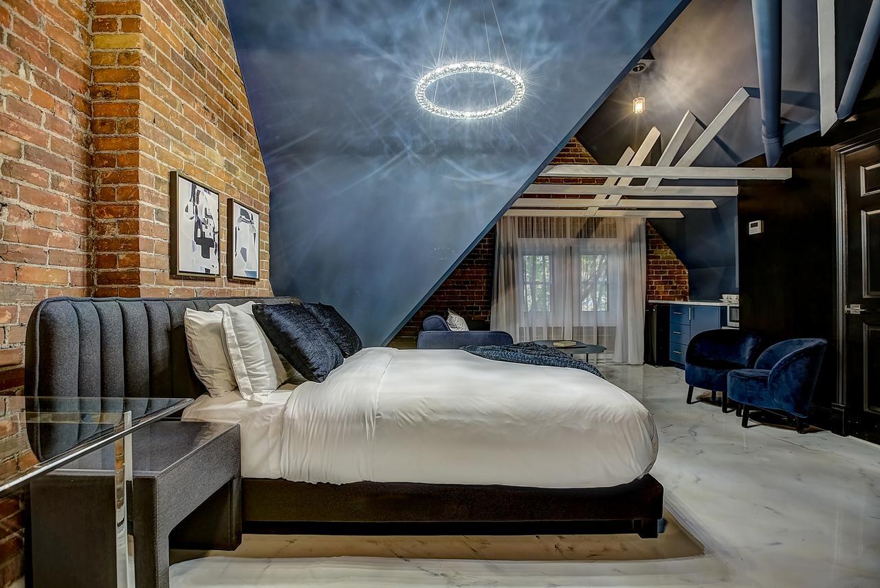 Likeahotel- Le Penfield Suites By Mcgill 3*