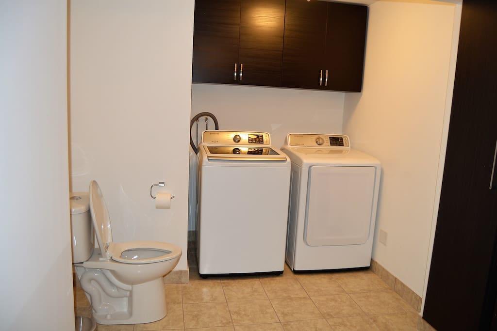 Bnbera - The Rock Apartment *