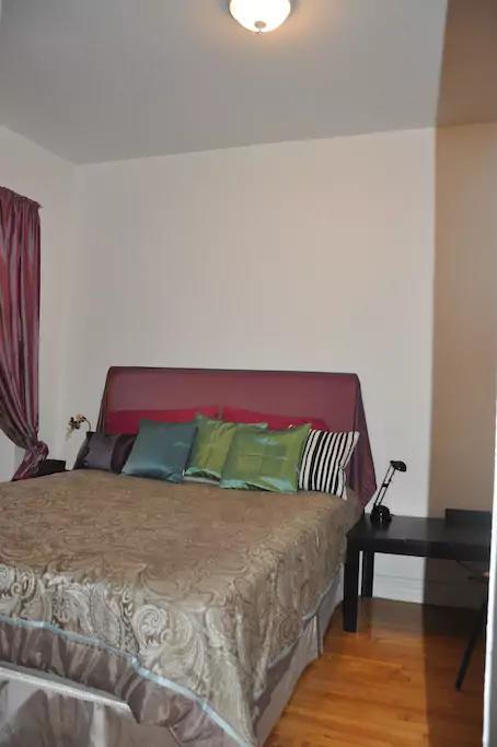 1 Avenue, Verdun Apartment