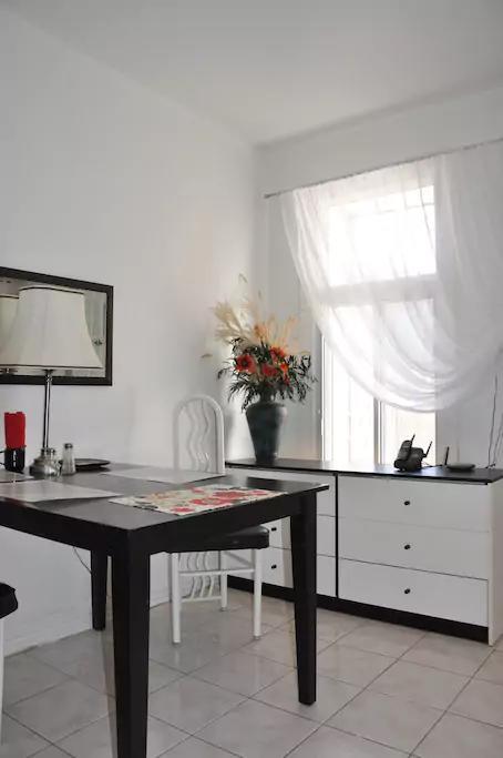 Apartment 1 Avenue, Verdun *