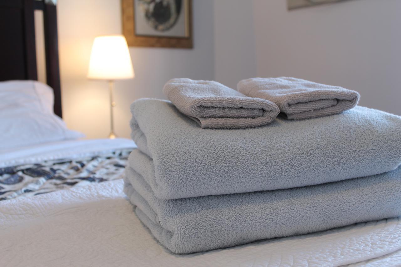 Du Survenant Guest house Montreal