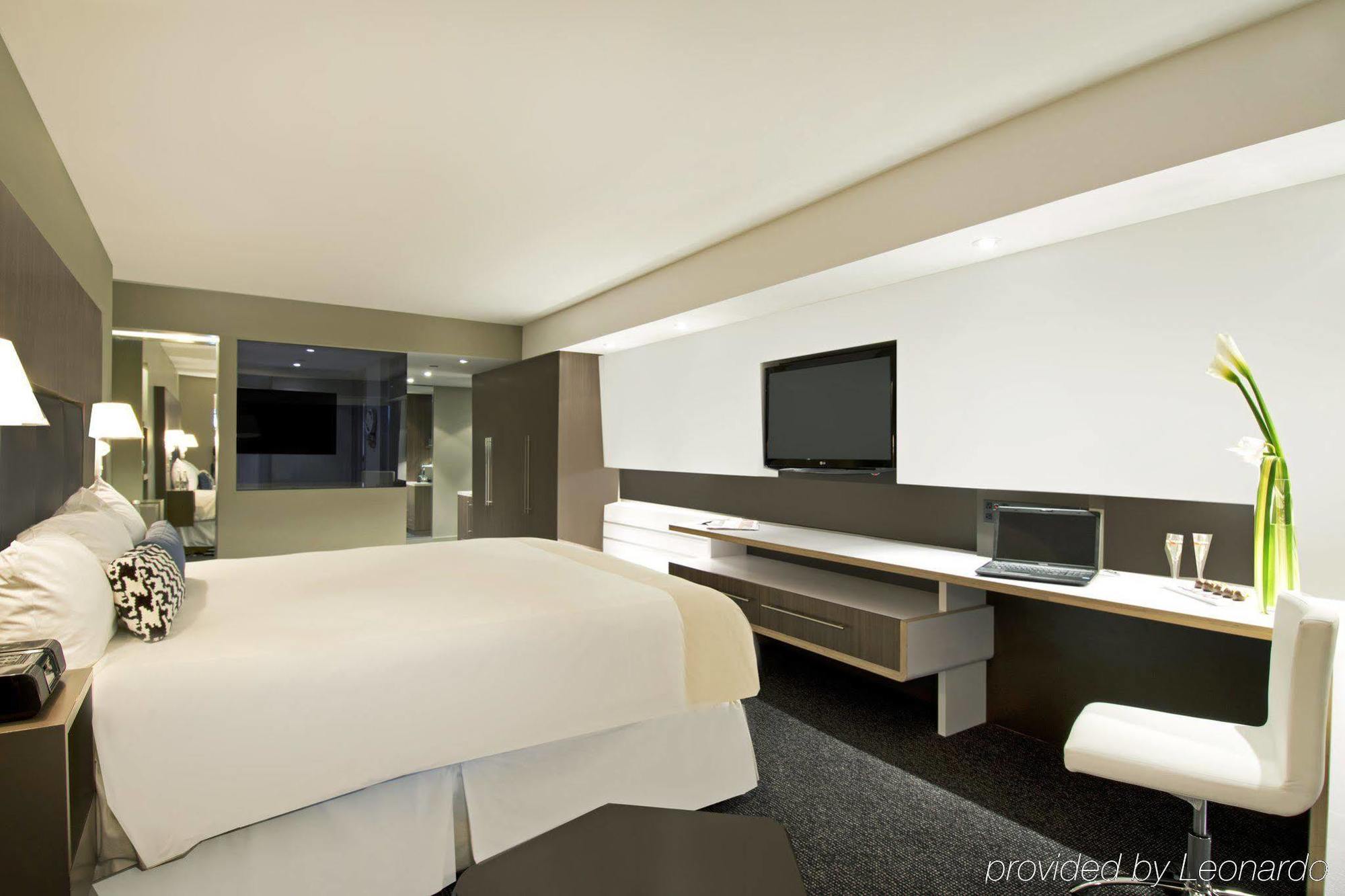 Novotel Center Montreal