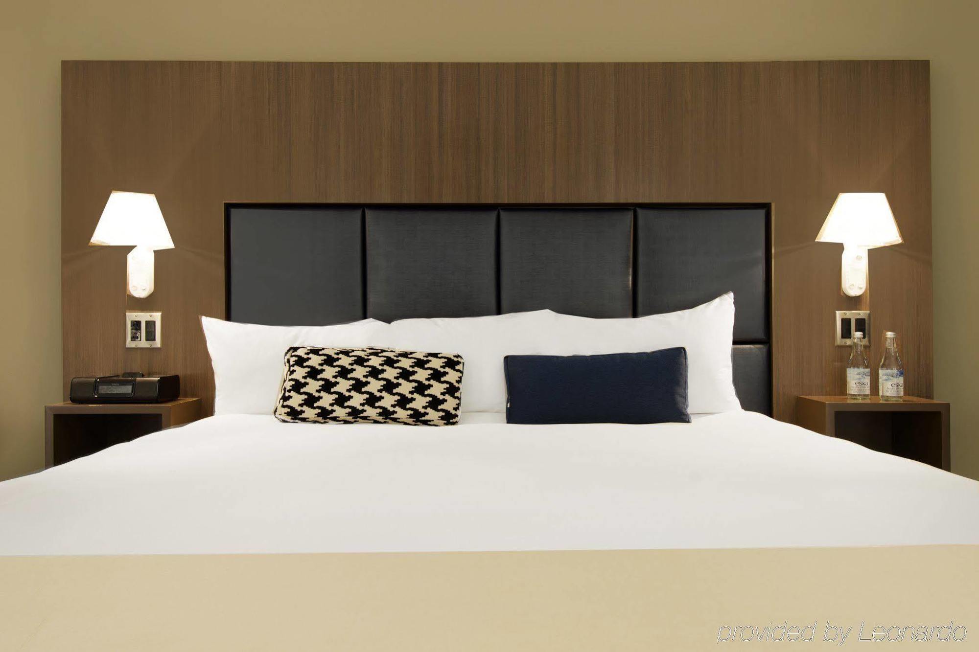 Novotel Center Hotel 4*