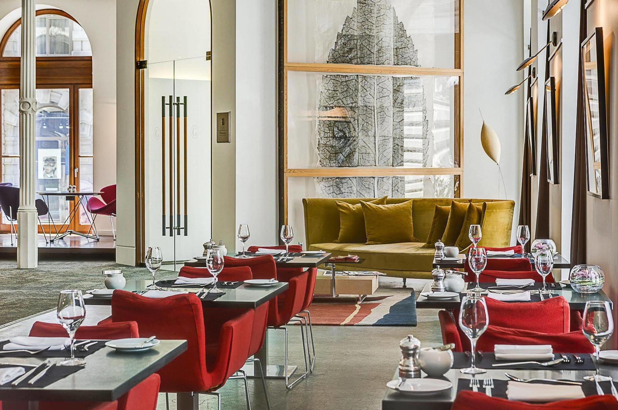 Hotel Gault 4*