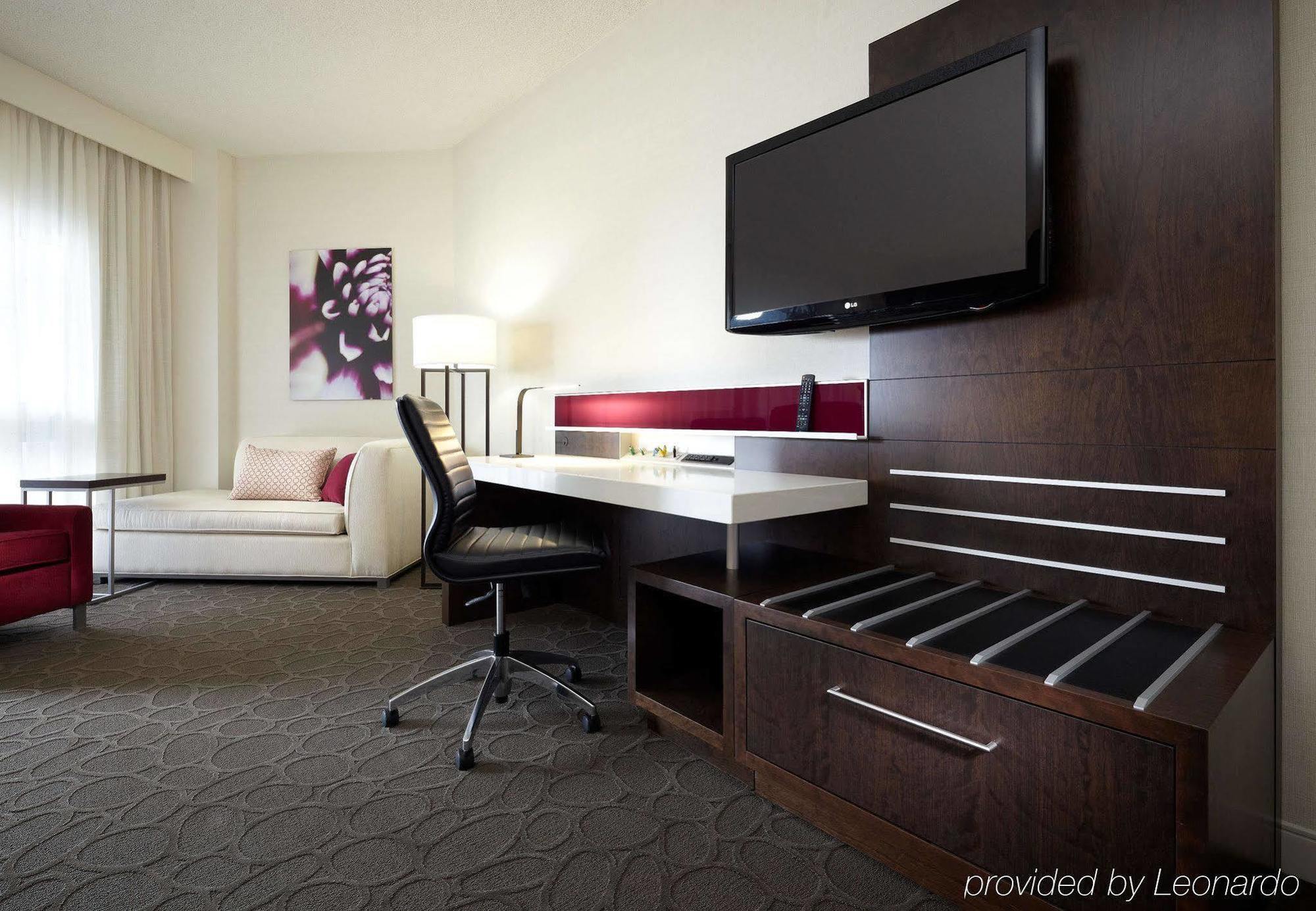 Hotel Delta By Marriott Montreal