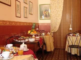 Hotel Sens 4*