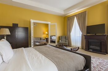 Lhotel Hotel Montreal