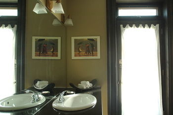 Inn La Conciergerie 3*