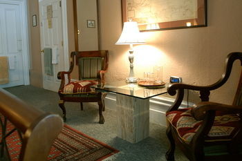 Inn La Conciergerie 3*