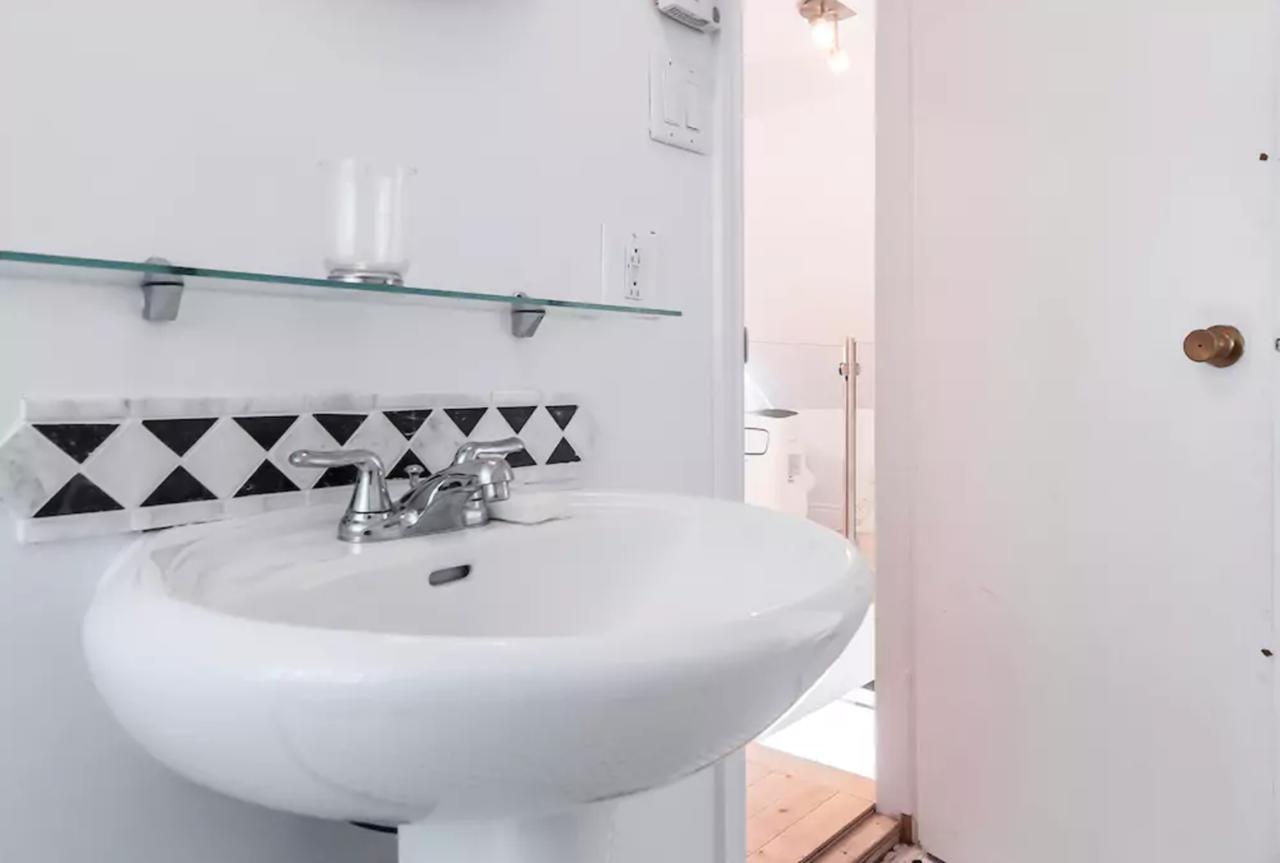 Bed & Breakfast L'hotel Particulier Griffintown Montreal