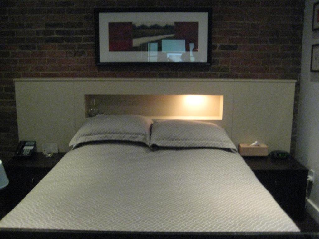 1595 Saint-denis Hotel 3*