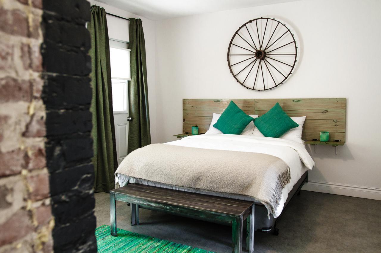 L'hotel Particulier Griffintown Bed & Breakfast *