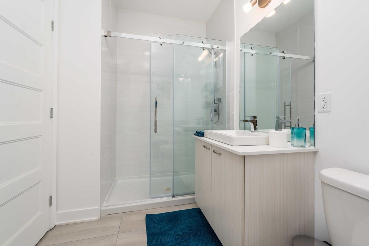 Sunny 2br On Plateau Mont-royal By Homefeel Montreal