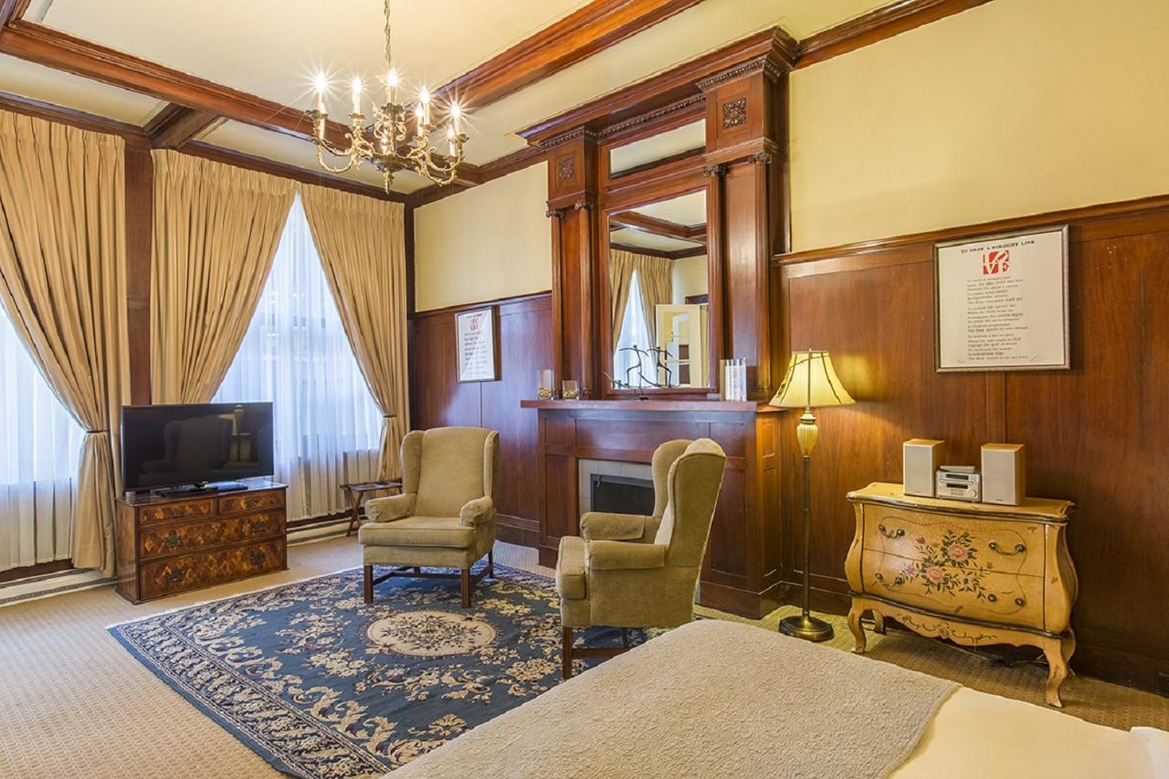 Hotel Lhotel 4*