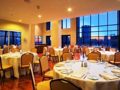 Hilton Garden Centre-ville Hotel 4*